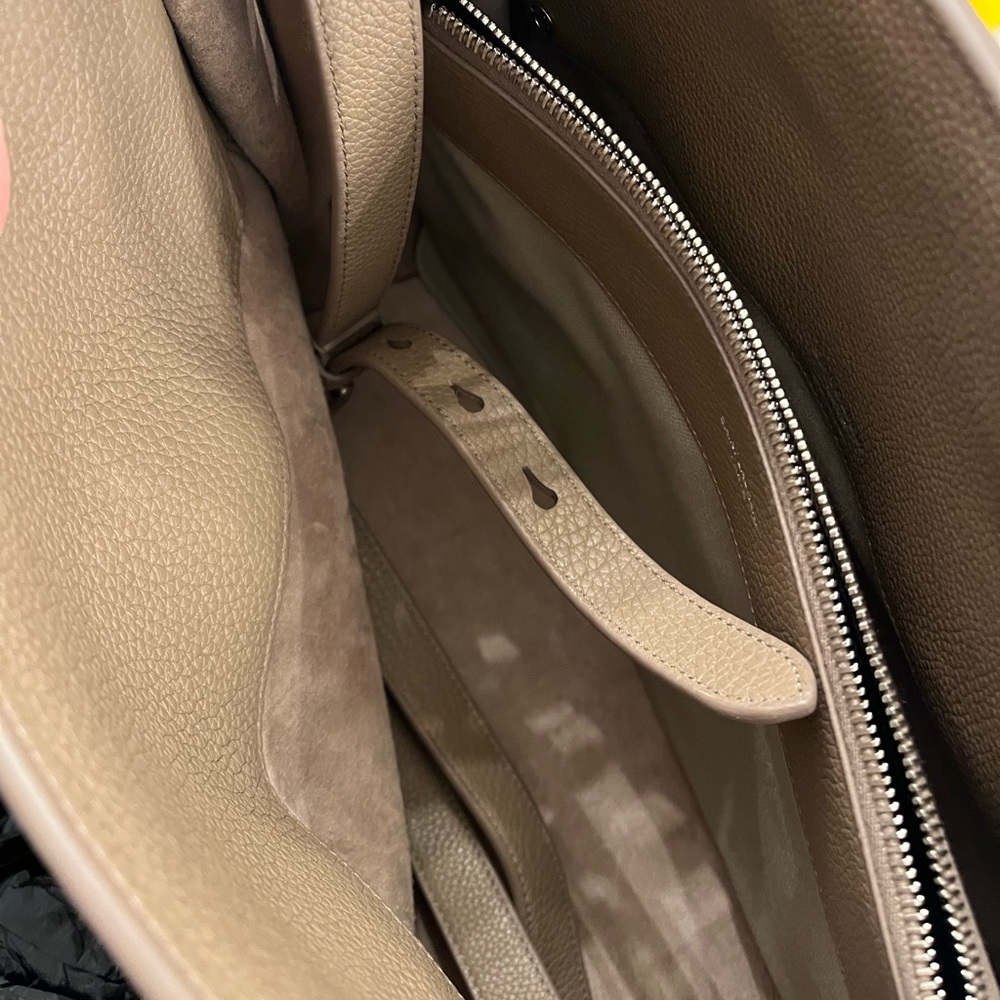 Reduced!! Saint Laurent Sac de Jour Small Taupe Soft Grained leather - Picture 11 of 15